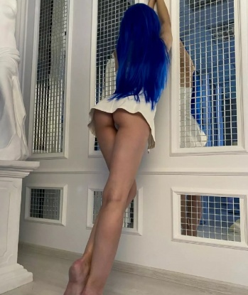 У меня вы найдете все, что так долго искали. Обладаю множеством возможностей, чтобы удовлетворить самые смелые фантазии. Мои услуги настолько разнообразны, что гарантирую, вы в полном восторге! Позвольте мне окрылить Вас своими умениями и упоительной компанией. Отзывы клиентов только подтверждают мой профессионализм и умение доставлять наслаждение. С доверием и страстностью встречаюсь только в Москве. Доверьтесь моим магическим рукам и погрузитесь в мир удовольствия. 🌟💕🔥📷 2427, 20 лет