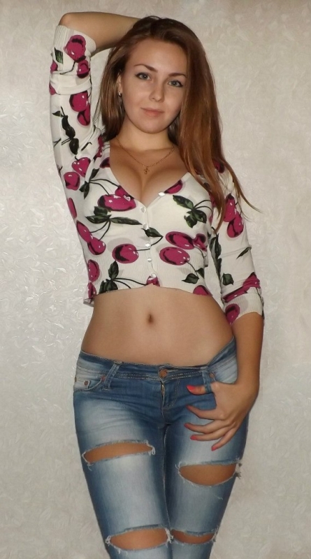 Я живу в Москве, и могу предложить тебе широкий спектр услуг, настроенных на твое удовольствие. Мои возможности бесконечны, и я готова пойти на все, чтобы ты остался доволен. Эксперт в удовлетворении мужчин, я гарантирую обещанное. Посмотри мои фото и прочитай отзывы - они говорят сами за себя. 👄💋 Уверен, мы сможем провести незабываемое время вместе в Москве! 😘 22010, 28 лет