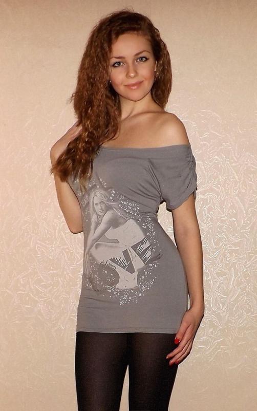 Я живу в Москве, и могу предложить тебе широкий спектр услуг, настроенных на твое удовольствие. Мои возможности бесконечны, и я готова пойти на все, чтобы ты остался доволен. Эксперт в удовлетворении мужчин, я гарантирую обещанное. Посмотри мои фото и прочитай отзывы - они говорят сами за себя. 👄💋 Уверен, мы сможем провести незабываемое время вместе в Москве! 😘 22010, 28 лет