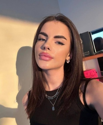 Кокетливая блондинка приглашает в гости и готова подарить незабываемую порцию удовольствия! Доверься мне и ты останешься доволен! 9789, 22 года